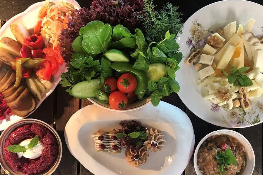 أذربيجان ترحيب اقامة ( ل 2 الأشخاص) (من الألف إلى الياء )