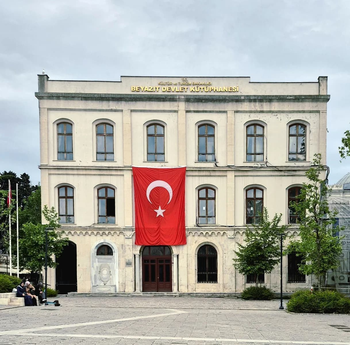 Beyazıt Devlet Kütüphanesi
