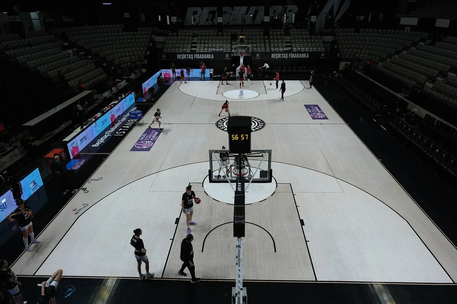 BJK Akatlar Arena - Service banner image
