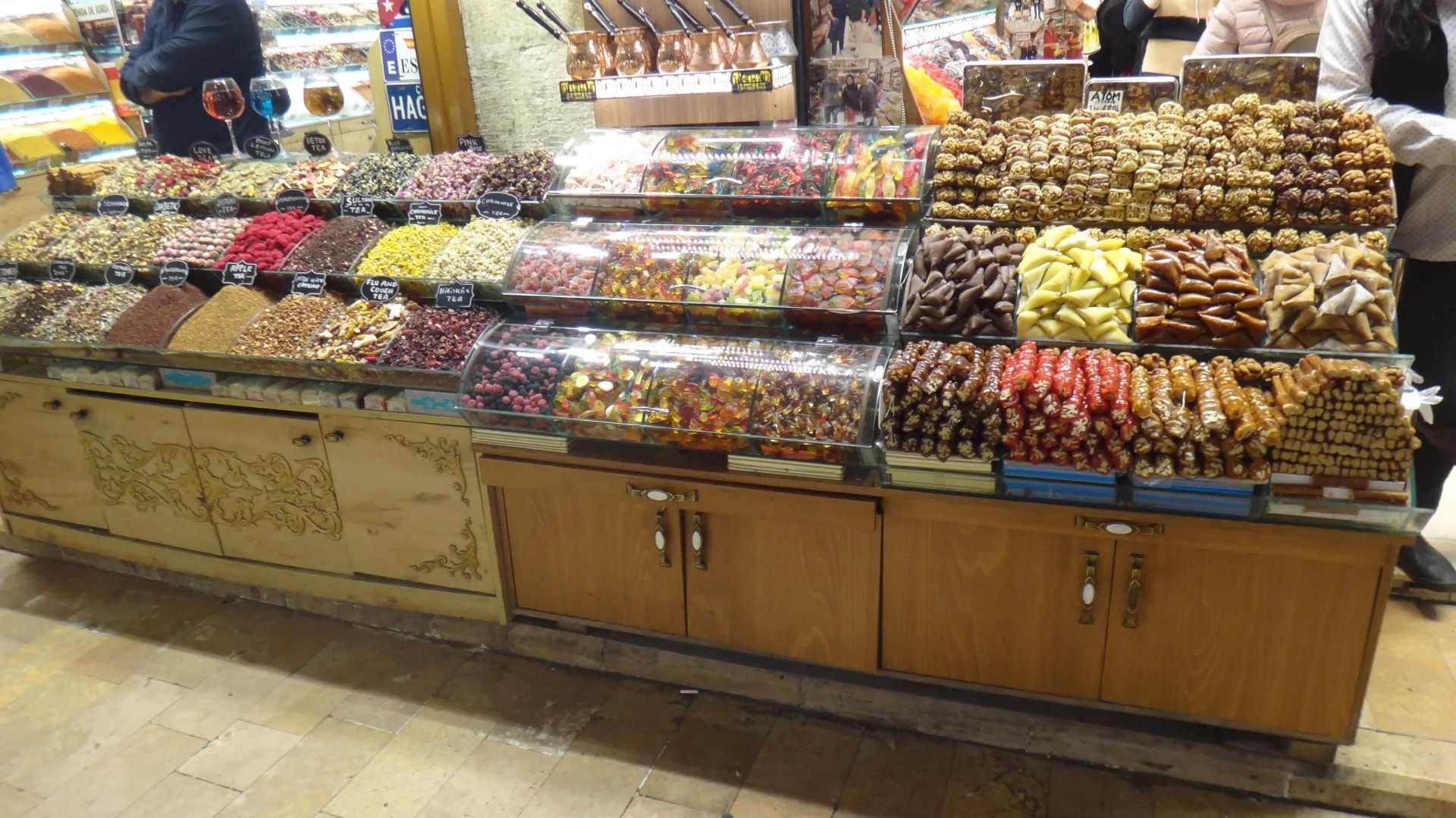 Bazaar Égyptien (Mısır Çarşısı ) - Photo 5