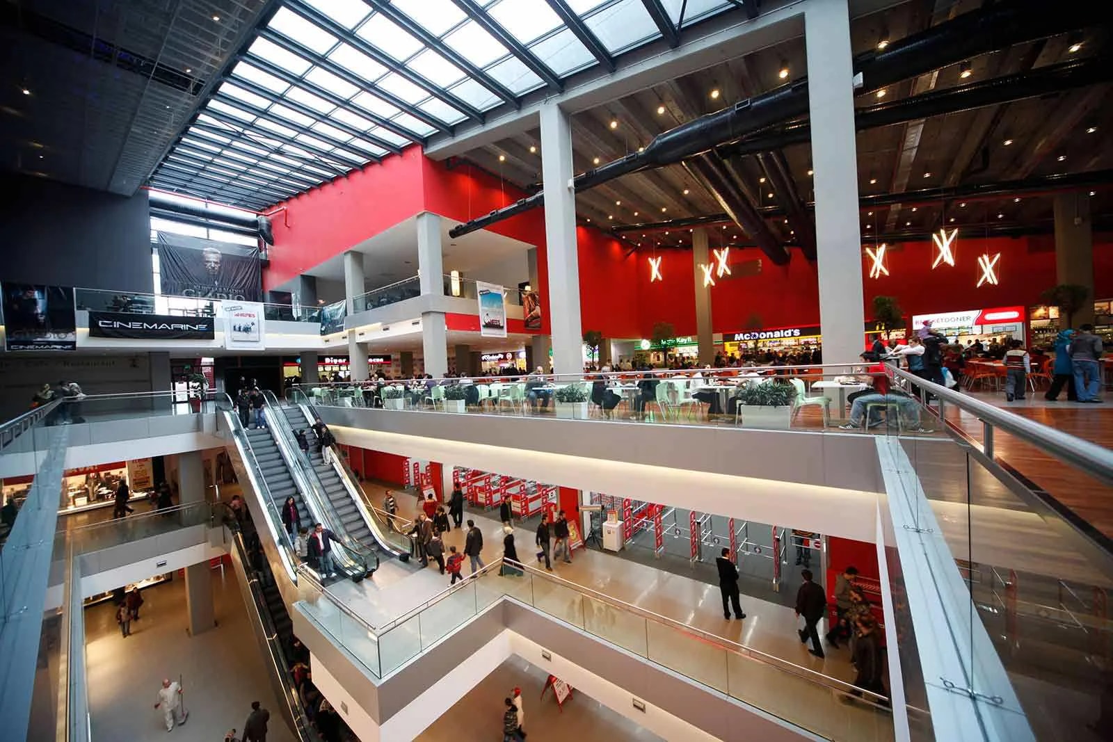 212 OUTLET - Photo 2
