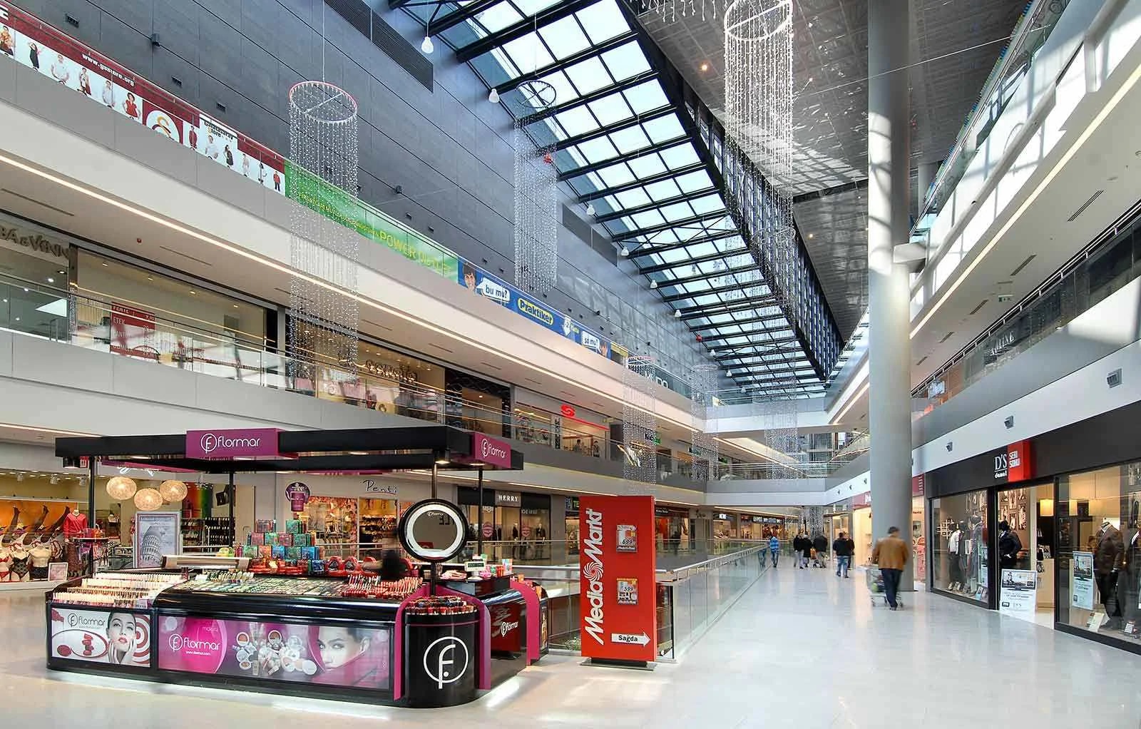 212 OUTLET - Photo 3