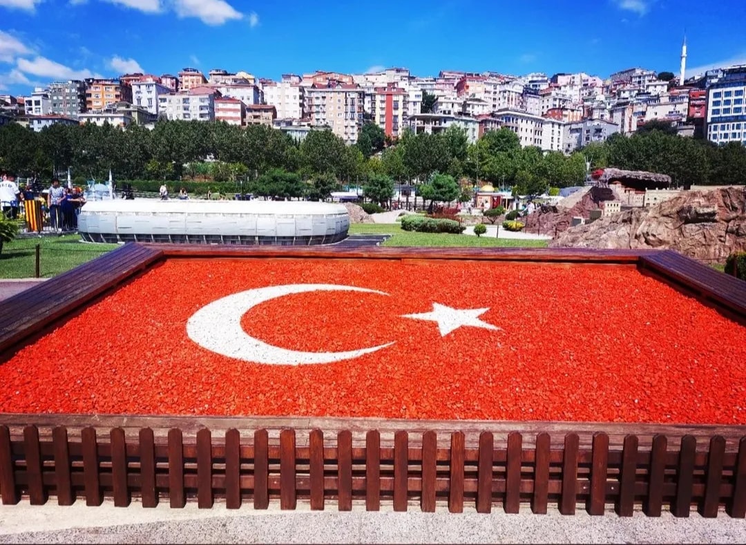 Miniatürk Açıkhava Müzesi - Photo 2